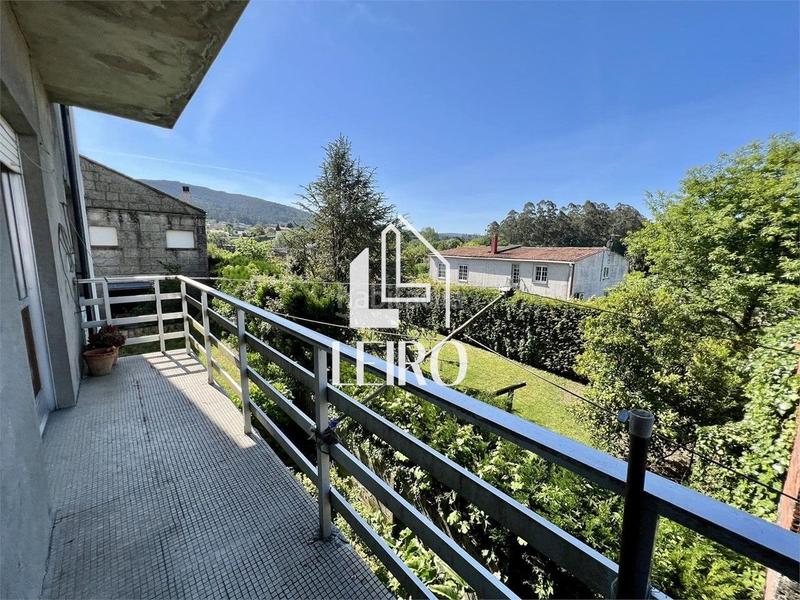 Foto c8820163-ddd4-4d8c-bf16-c0db634695fc. Edifici a Cuntis
