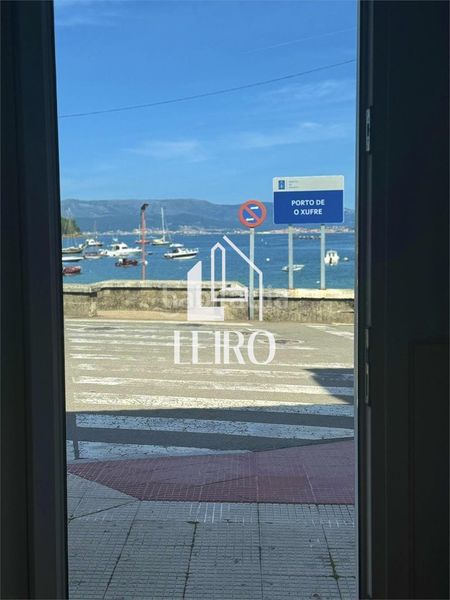 Foto 1fd28ae0-7777-45a1-984e-3f22349e8577. Casa pareada en Illa de Arousa (A)