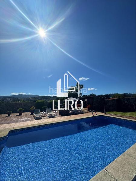 Foto 317564d8-d79e-4b80-af3b-dc26316eace5. Chalet with fireplace parking pool in Poio