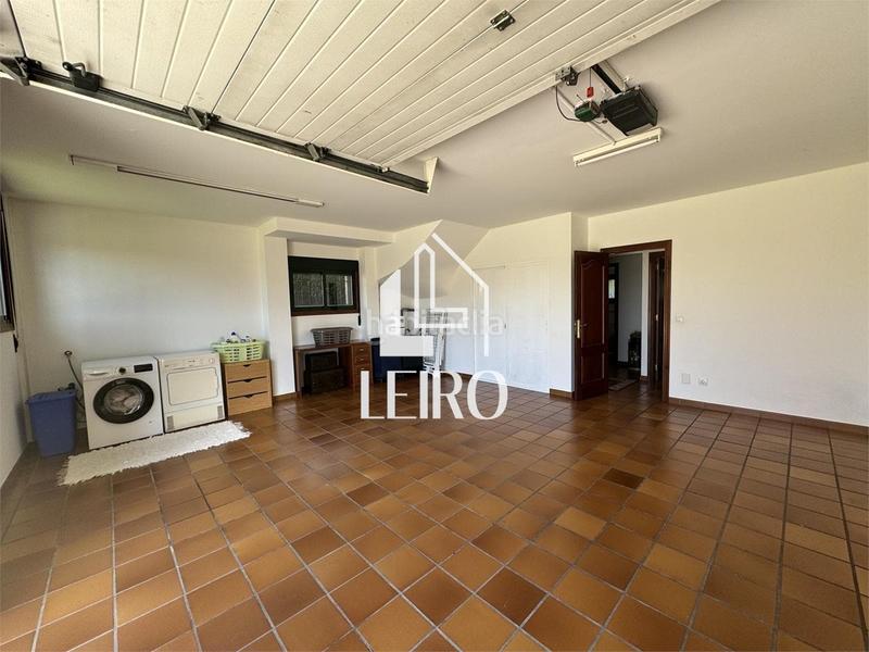 Foto bc9632b7-88c9-4235-b409-94fc78cde83e. Chalet with fireplace parking pool in Poio