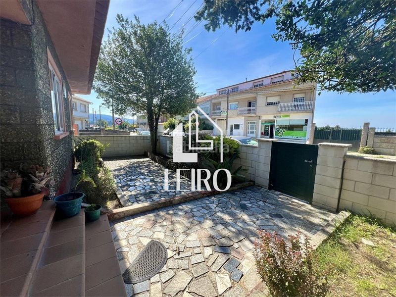 Foto 10d0240a-91ed-4c70-bccf-54ad649b6e69. Casa amb aparcament a Cambados