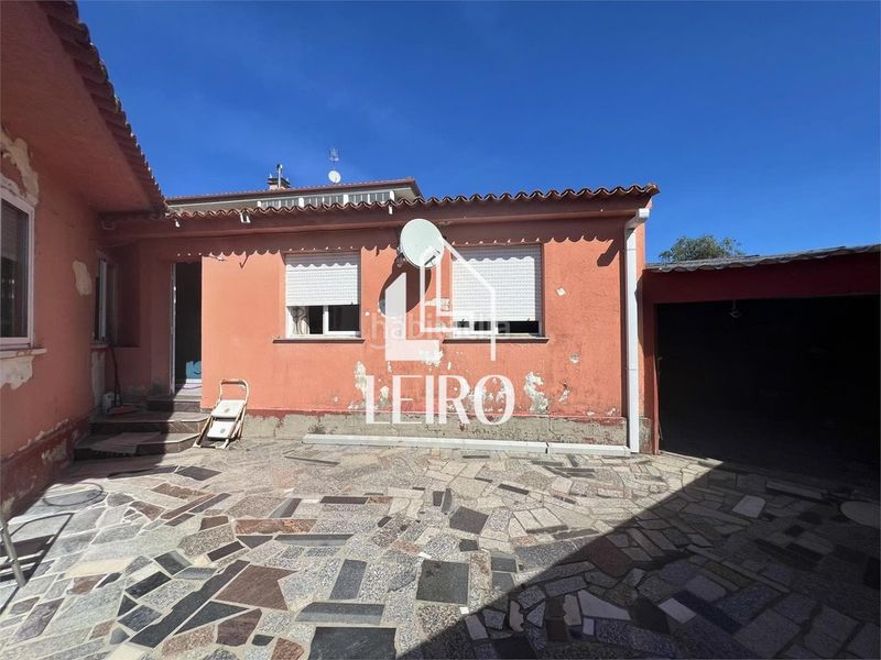 Foto 126490bc-f1ea-4f05-9b07-50a84e97ccfa. Casa amb aparcament a Cambados