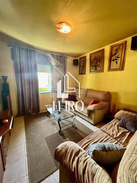 Foto 8cb987b9-31de-48cd-bcb7-c0fe81883b17. Casa amb aparcament a Cambados