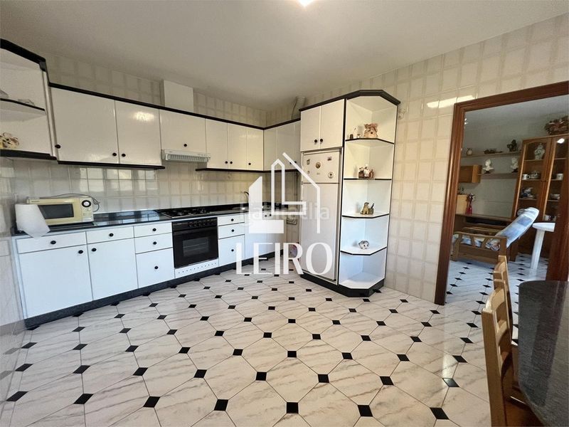 Foto e3bd48b0-8be2-44f8-bd84-2c75cafcbf45. Maison avec cheminée dans Boiro