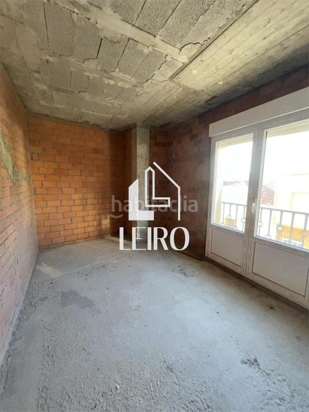 Foto 1f077c24-c612-4bae-a77b-fbc6aab41c6b. Edificio en Boiro