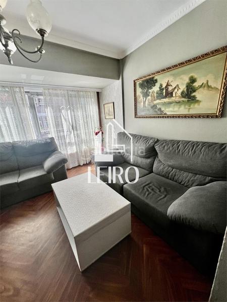 Foto 24d13e64-4628-49df-af6a-406c65014800. Piso  de 4 dormitorios con terraza céntrico en Vilagarcía de Arousa