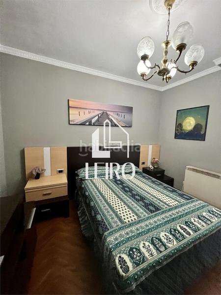 Foto eaae629d-8969-496a-a6ec-3570b6762304. Piso  de 4 dormitorios con terraza céntrico en Vilagarcía de Arousa