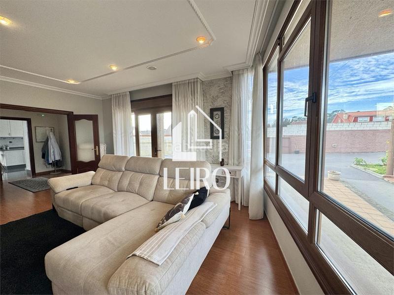 Foto ad1d7d16-bfae-4d92-8435-49547465e77d. Chalet mit heizung parking pool in Cambados