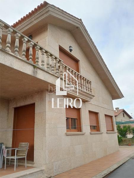 Foto f6c2d66e-b932-4a24-a483-982a6fe0199a. Chalet mit heizung parking pool in Cambados