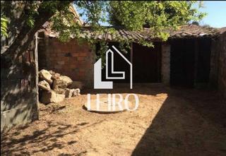 Masia a Vilagarcía. Casa de piedra a rehabilitar adosada con terreno próxima al cent