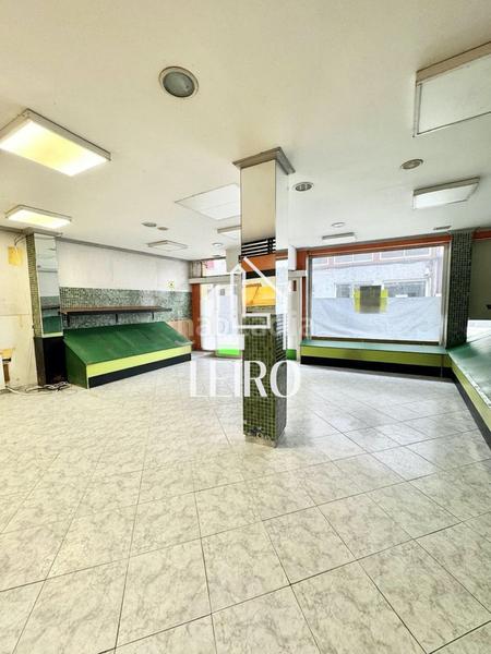 Foto f466419c-d061-44de-8b73-26c8fb4cf886. Alquiler local comercial  acondicionado centrico en Vilagarcía de Arousa