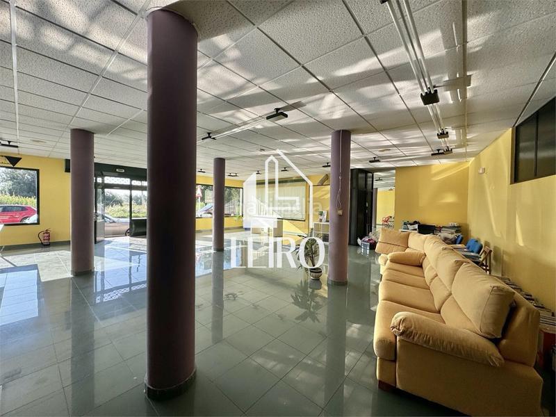 Foto 558af174-c678-48e5-beb9-42ccb7357acd. Rent business premise in Illa de Arousa (A)