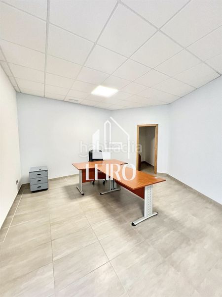 Foto a0745fe5-199a-4056-8262-b131a1447ba9. Lloguer local comercial a Vilanova de Arousa
