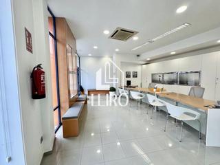 Lloguer Local Comercial a Vilagarcía. Bajo comercial acondicionado y equipado con mucha visibilidad
