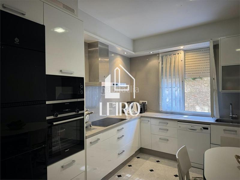 Foto e0c9416e-7e9b-48c3-999b-fe77422ba6a5. Casa bifamiliare con riscaldamento piscina in Vilagarcía Vilagarcía de Arousa