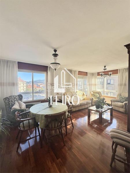 Foto 8de8b0fe-be45-45e6-93ae-c137359bdc08. Duplex with heating parking in Vilagarcía Vilagarcía de Arousa