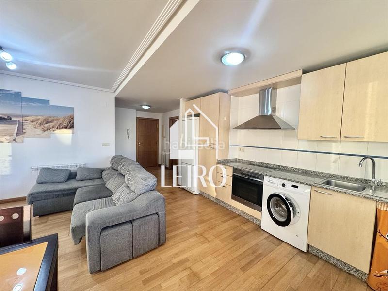 Foto 972d1334-aa18-4de9-baab-8fd6d5f5b985. Piccolo appartamento con riscaldamento piscina in Vilagarcía de Arousa