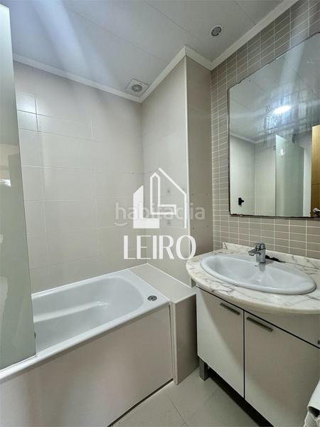 Foto ae2016bc-acb5-4ee4-916b-3543e7fe9e33. Piccolo appartamento con riscaldamento piscina in Vilagarcía de Arousa