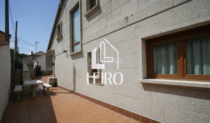 Foto 97483b46-f9f3-40e4-8877-19441ca42285. Chalet con riscaldamento parcheggio in O Carril Vilagarcía de Arousa