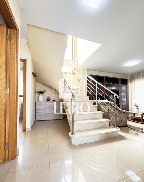 Foto 98847b14-613c-480b-85ff-c04367702606. Chalet con riscaldamento parcheggio in O Carril Vilagarcía de Arousa