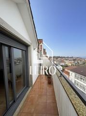 Attique à Vilanova de Arousa. Atico con terraza y vistas