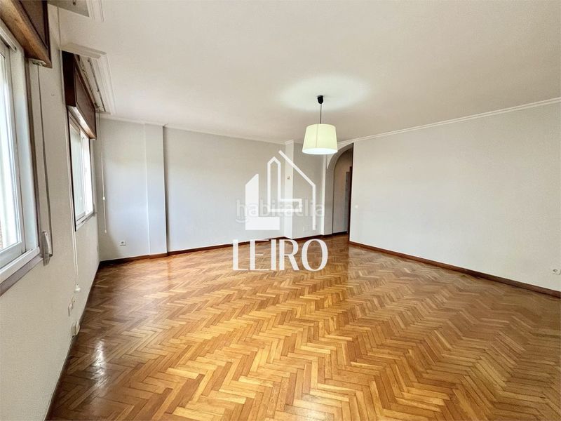 Foto 689212d6-37ec-4366-ab36-9a98fcb04336. Piso  de 4 dormitorios garaje y trastero en Vilagarcía Vilagarcía de Arousa