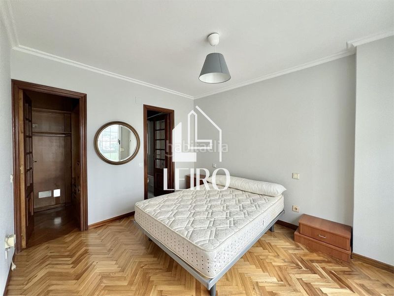 Foto 8ab4c771-fd86-440c-ac52-86f12f9f6b21. Piso  de 4 dormitorios garaje y trastero en Vilagarcía Vilagarcía de Arousa