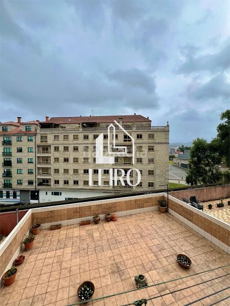 Foto f053d893-b322-42db-8eb2-48839478a14a. Piso  de 4 dormitorios garaje y trastero en Vilagarcía Vilagarcía de Arousa