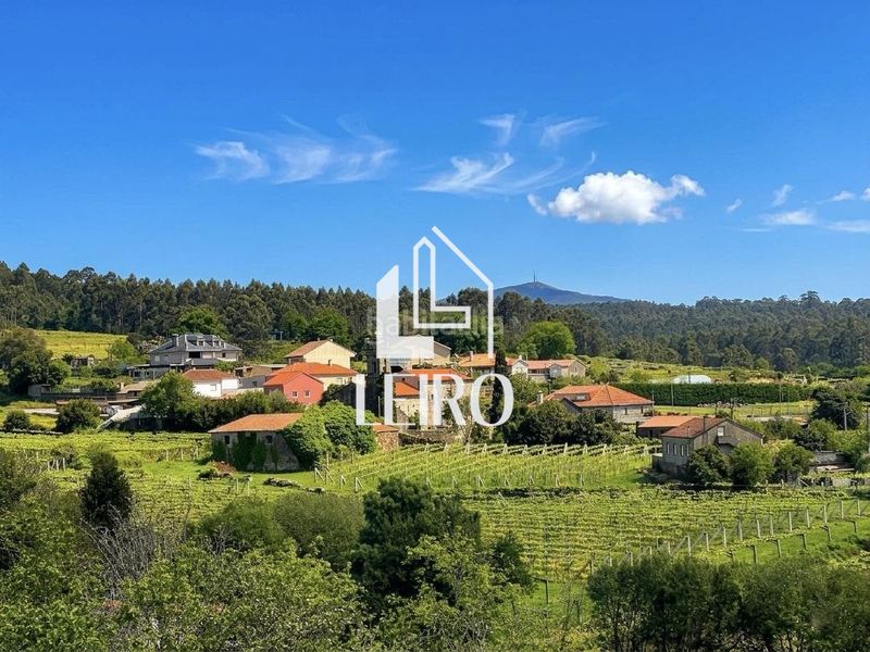 Foto e625de58-2cfd-4205-be86-8594a61d292c. Casa a Caldas de Reis