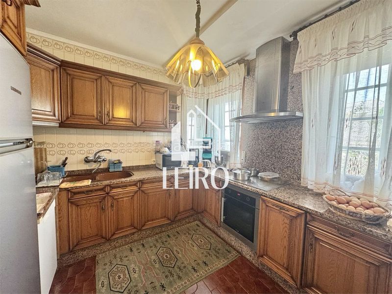 Foto 06ac496c-18bb-419d-ab2e-a66b57165db6. Xalet amb xemeneia calefacció aparcament piscina a Illa de Arousa (A)