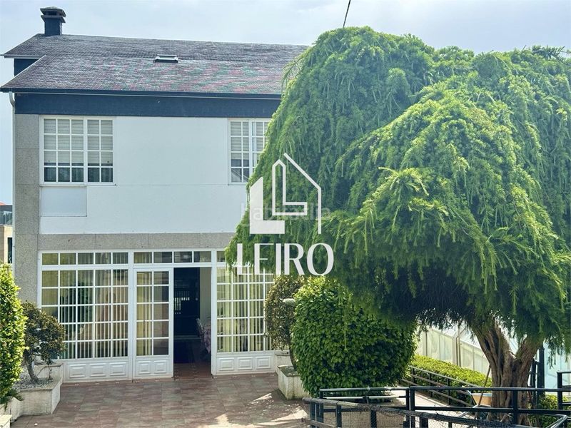 Foto c10f12c2-e28b-41bb-929f-6d6a19d567c9. Xalet amb xemeneia calefacció aparcament piscina a Illa de Arousa (A)