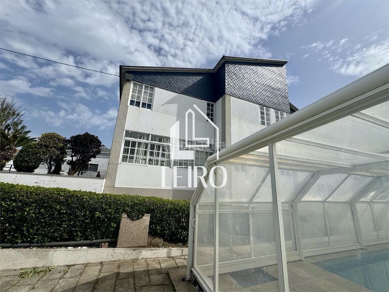 Foto fb9563cb-4846-45dc-89f4-d6c25706732a. Xalet amb xemeneia calefacció aparcament piscina a Illa de Arousa (A)