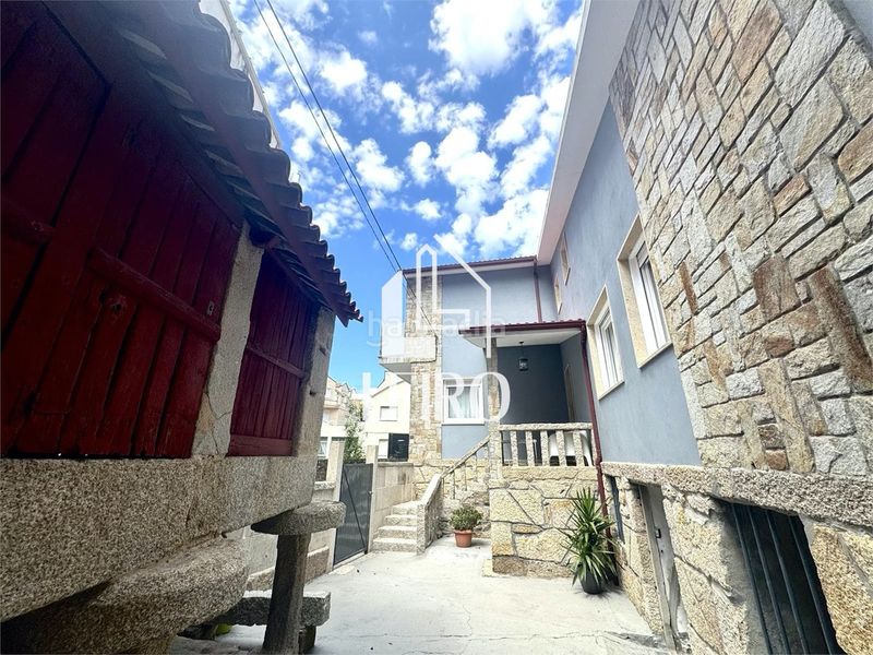 Foto f73b9a2f-1480-419a-bca1-4cfc020a93c7. Casa amb xemeneia calefacció a Adina - Portonovo Sanxenxo