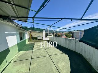 Pis a Vilagarcía. Ático con  con terraza a reformar en pleno centro sin ascensor !