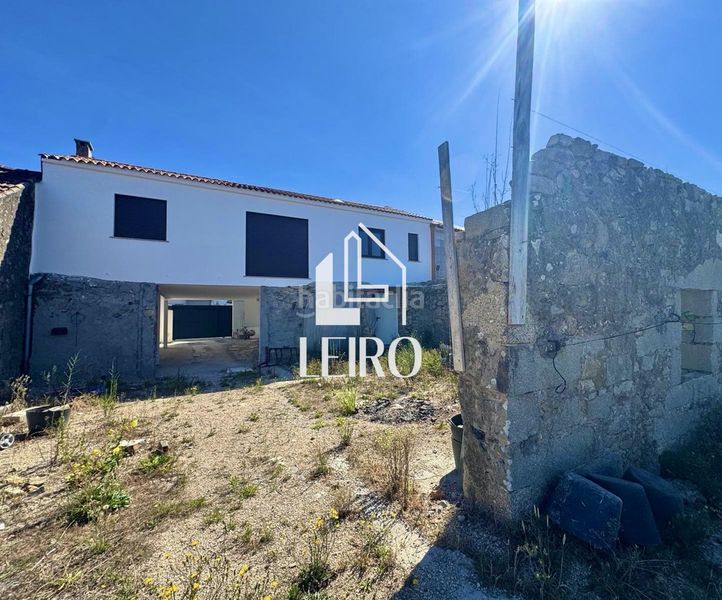 Foto 8e1bc5b8-7bad-4864-8202-3af048494812. Casa amb aparcament a Vilagarcía Vilagarcía de Arousa