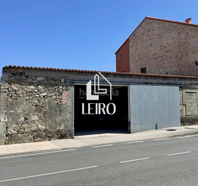 Foto 61c794ff-d9c5-419b-a6e5-64a181771c2c. Casa amb xemeneia calefacció a Vilanova de Arousa