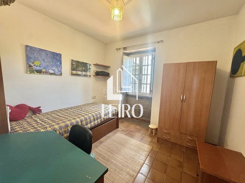 Foto e0a52821-8d92-4c00-b00f-9b263be61660. Casa amb xemeneia calefacció a Vilanova de Arousa