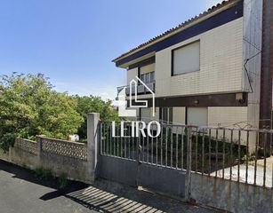 Casa in Illa de Arousa (A). Casa a reformar con vistas al mar y terreno cerca de la playa