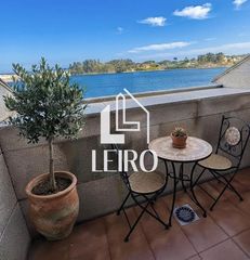 Duplex à Cambados. Dúplex exclusivo con terrazas y vistas despejadas junto a fefiña
