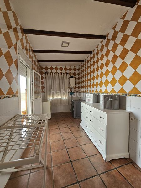 Foto f44a9d30-60b8-4ab5-8cf7-8e95ec1f0d37. Casa amb calefacció a Bosque (El)