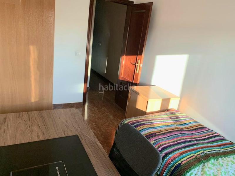 Foto 9321b745-8cc0-4b75-a53e-b8ac90684961. Appartement dans calle real de utrera 200 dans Centro - Doña Mercedes Dos Hermanas