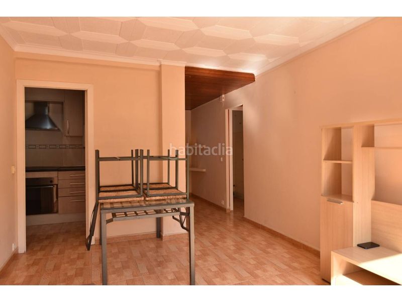 Foto c0ef90e2-e6aa-48fa-b24f-b482cb7c788e. Pis a Centre Pineda de Mar