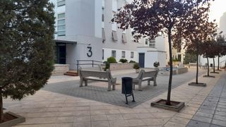 Location Appartement à Santa Rosa - Valdeolleros. Piso con cochera en urbanización en nuevo almogávares