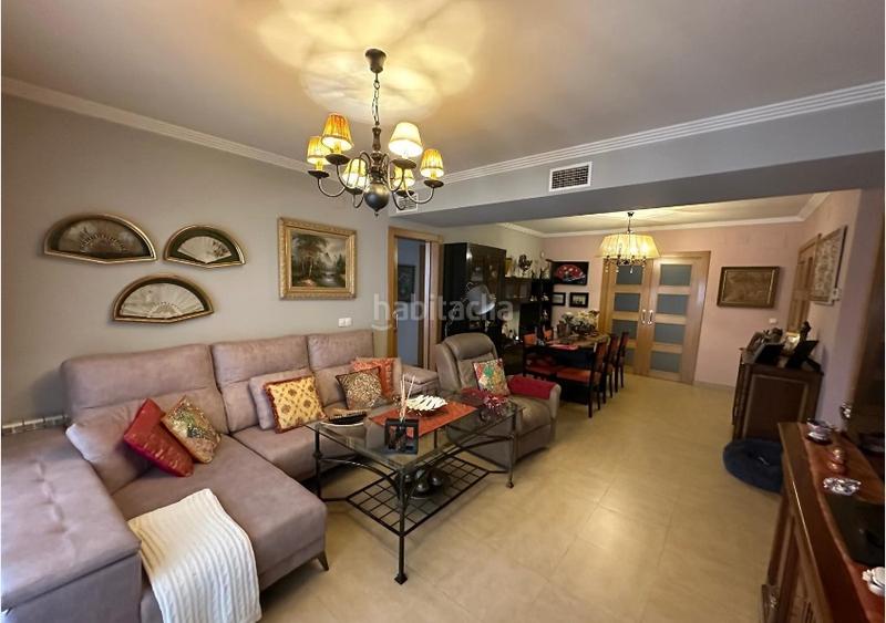 Foto 2a6e96bf-d453-4df5-b3fe-ffb4fd6d4d63. Flat with heating in Huerta de la Reina - Trassierra Córdoba