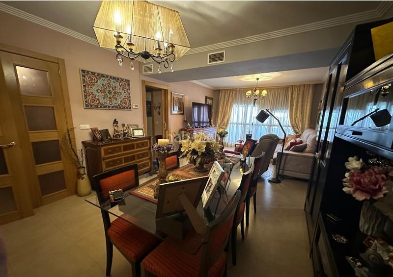 Foto 60b5d54f-89ea-4c59-8863-52ace75f2d0f. Flat with heating in Huerta de la Reina - Trassierra Córdoba