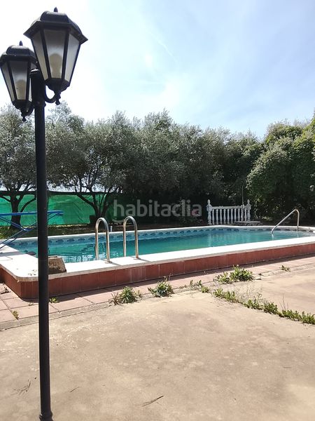 Foto 3d2aeabc-4c3d-4122-ba8a-efadae2a4350. Xalet amb xemeneia aparcament piscina a Villarrubia Córdoba