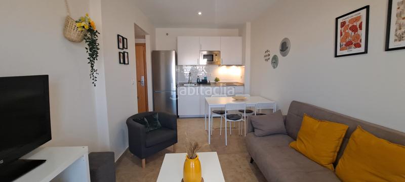 Foto 9ac9397f-5a33-4120-9d1e-88941bf02222. Alquiler apartamento en avenida del decano 2 apartamento con piscina y garaje 2ª linea playa en Punta Umbría