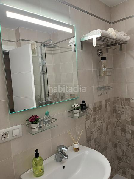 Foto d1a23d51-364e-464c-835a-c3546393b8e9. Alquiler apartamento en avenida del decano 2 apartamento con piscina y garaje 2ª linea playa en Punta Umbría