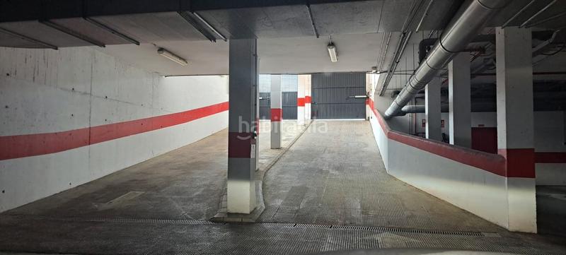 Foto e706d135-c6b5-452a-ba59-b19682f2b8a3. Alquiler apartamento en avenida del decano 2 apartamento con piscina y garaje 2ª linea playa en Punta Umbría