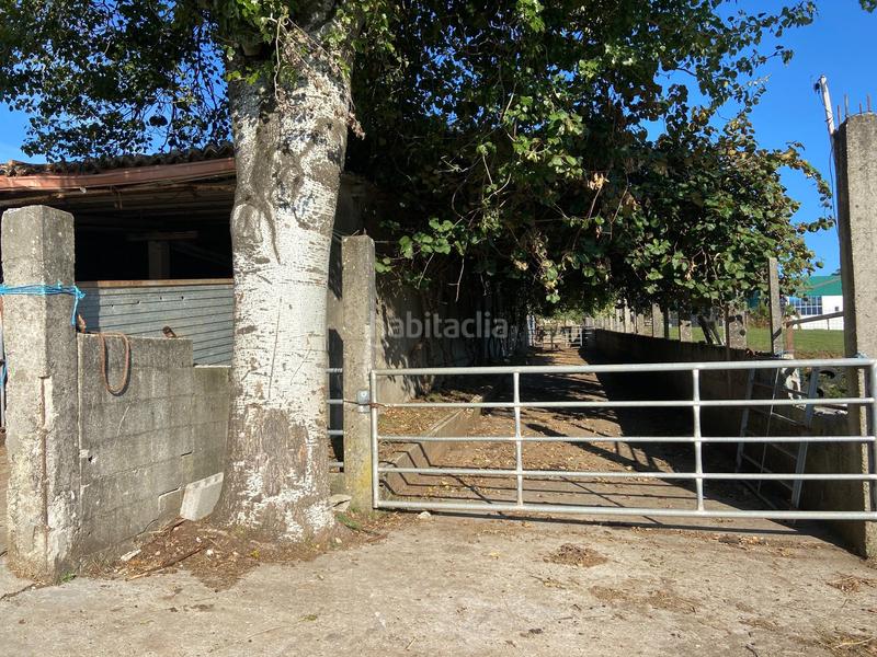 Foto 998f3480-cc36-43cb-b622-e185867a9d34. Terreny residencial a Lalín